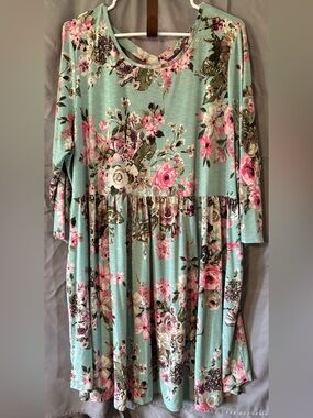Honeyme Curvy -BabyDoll style, long shirt/dress with 3/4 sleeves